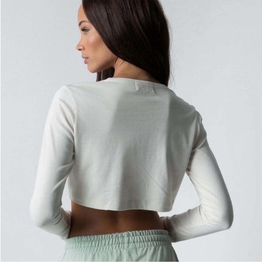 🖤5/$25 NWT Classic White Long Sleeve Top boatneck slightly  crop fit medium - Picture 14 of 14